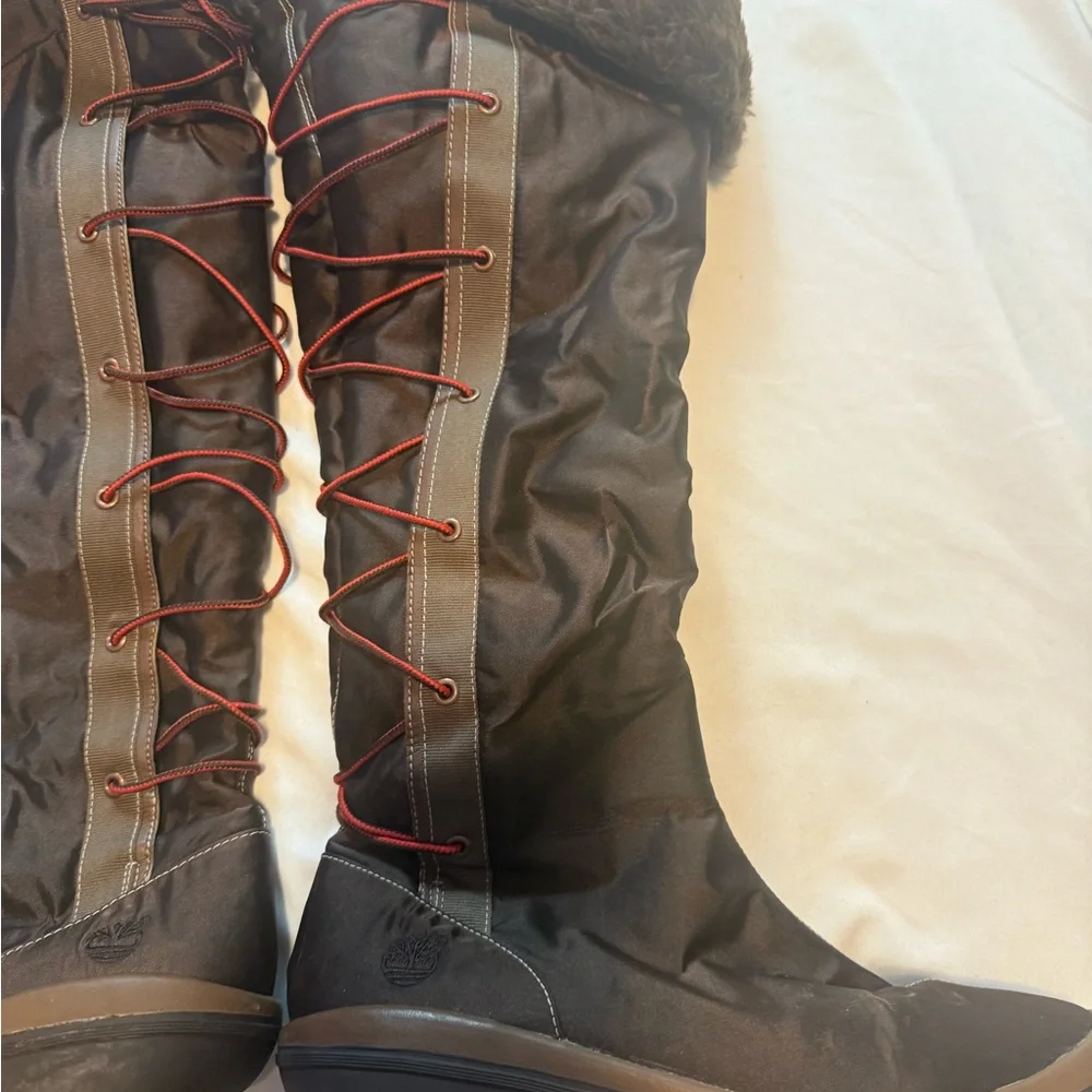 Timberland Women's Brown Fur-Lined Boots Size 10M - Picture 5 of 10